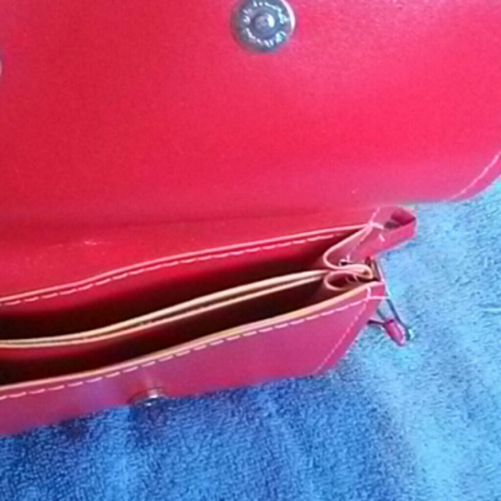 SHOULDER PURSE(SM) - Picture 2 of 3